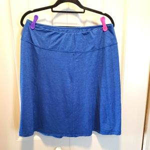 Athletic fabric skirt